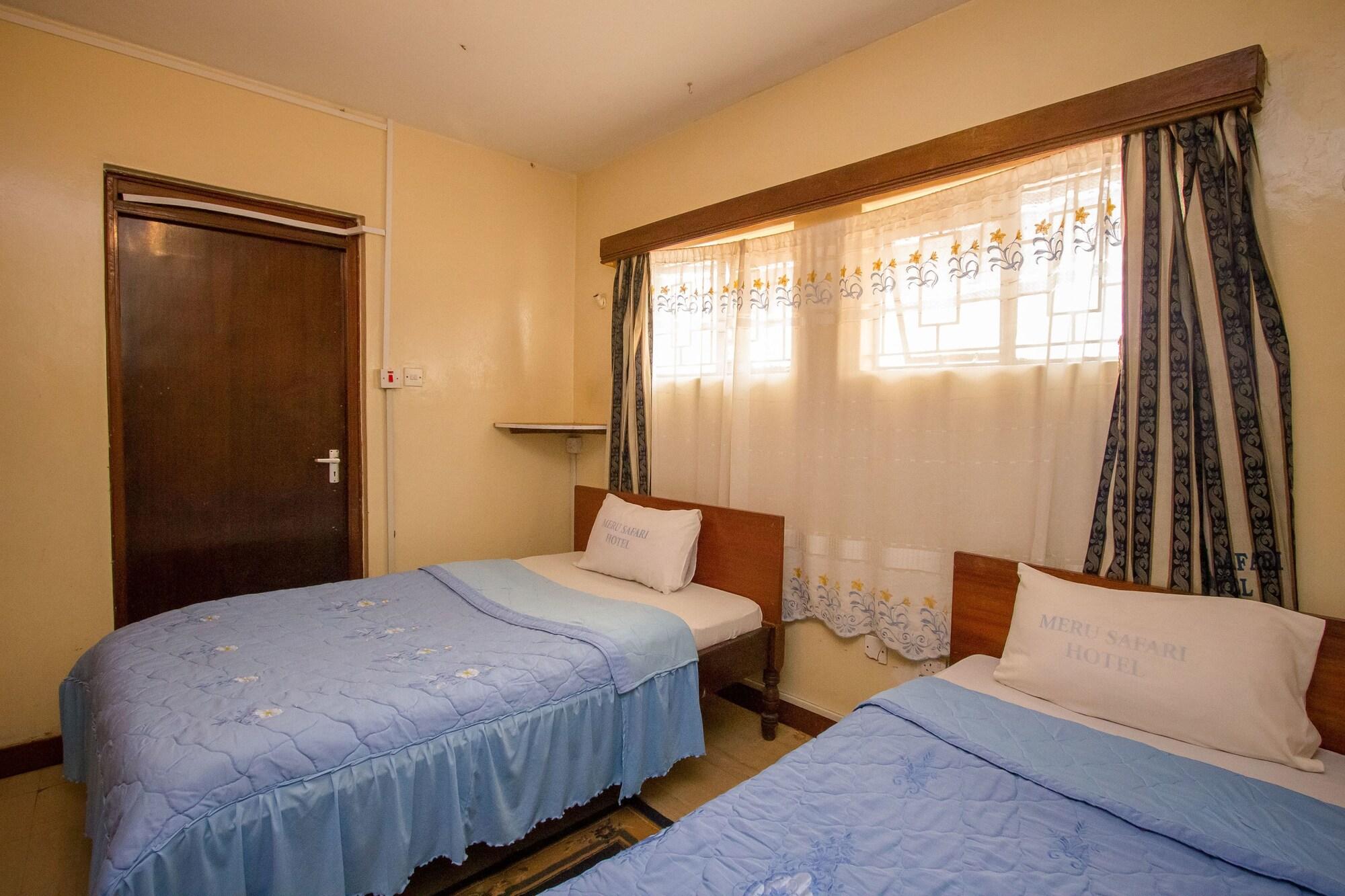 Meru Safari Hotel Extérieur photo
